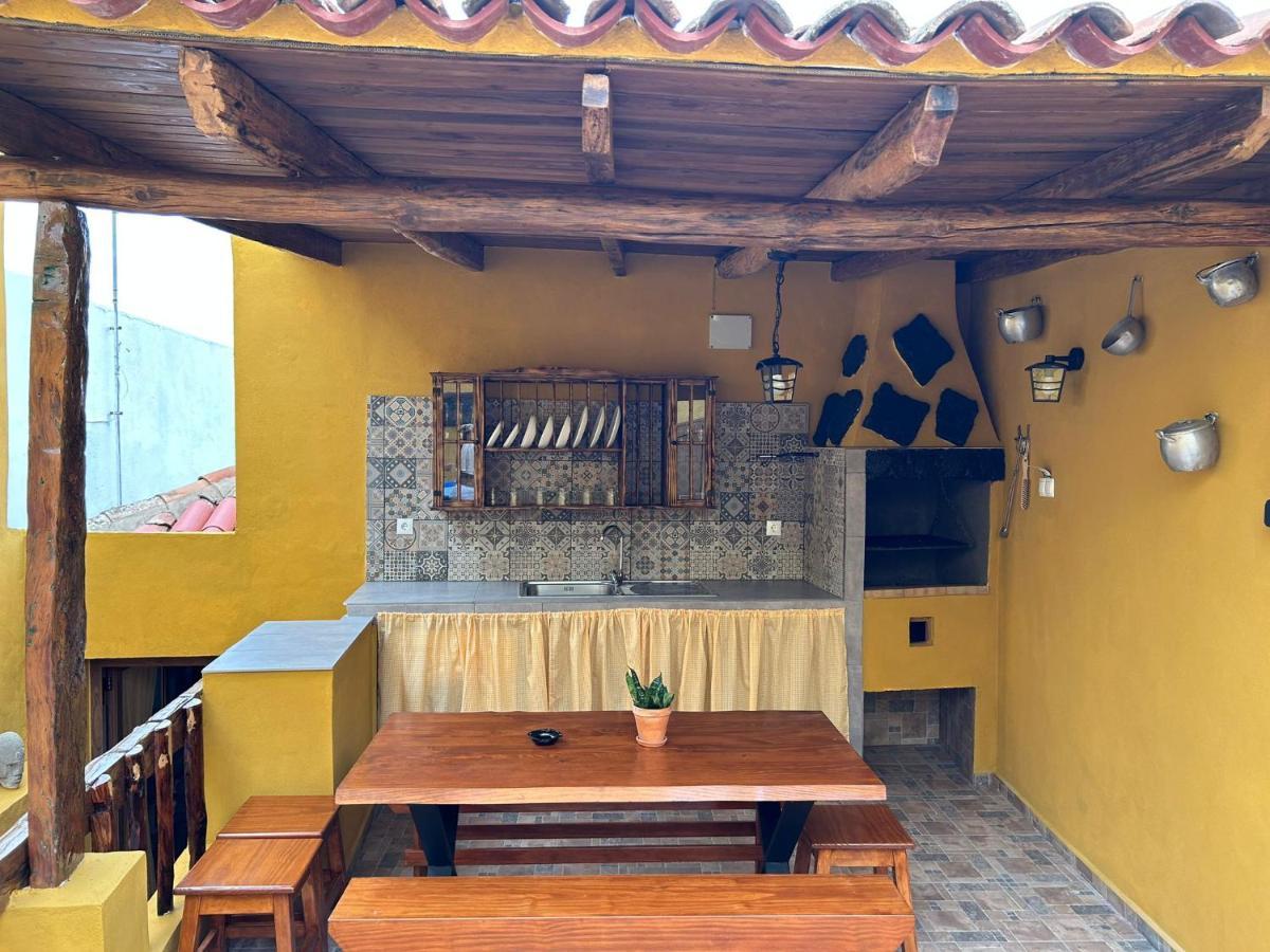 Tradicional Casa Canaria Con Piscina Y Vistas Al Teide Icod De Los Vinos Ngoại thất bức ảnh